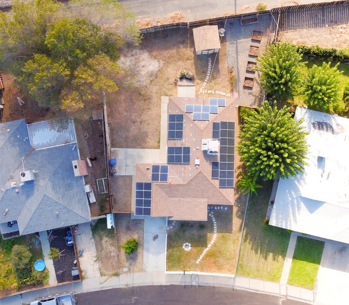 609 W College Ave, Coalinga, CA 93210