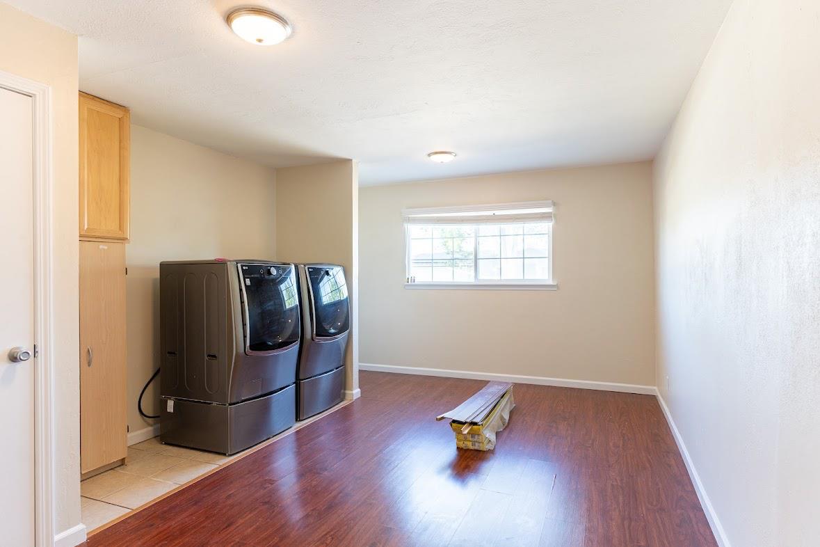 609 W College Ave, Coalinga, CA 93210