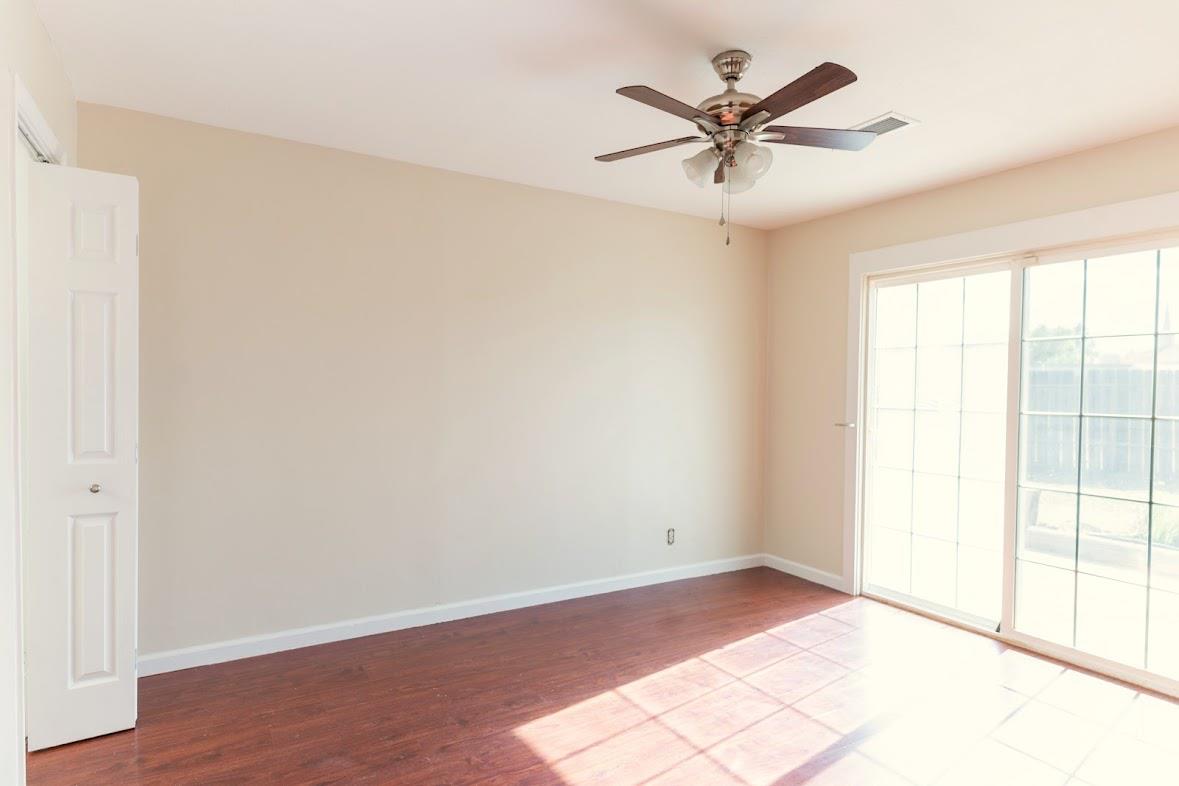 609 W College Ave, Coalinga, CA 93210