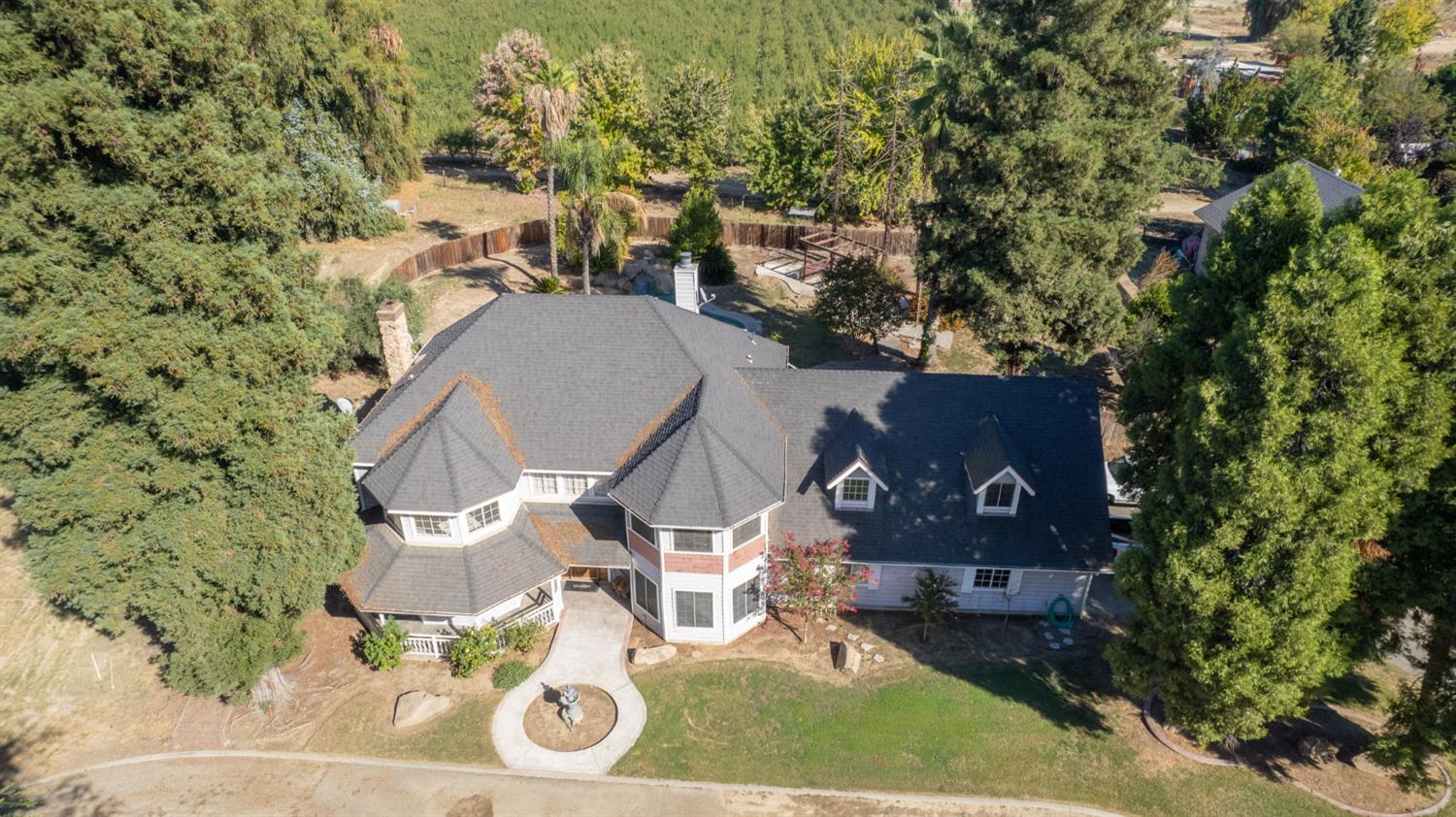 10852 S Bethel Ave, Selma, CA 93662