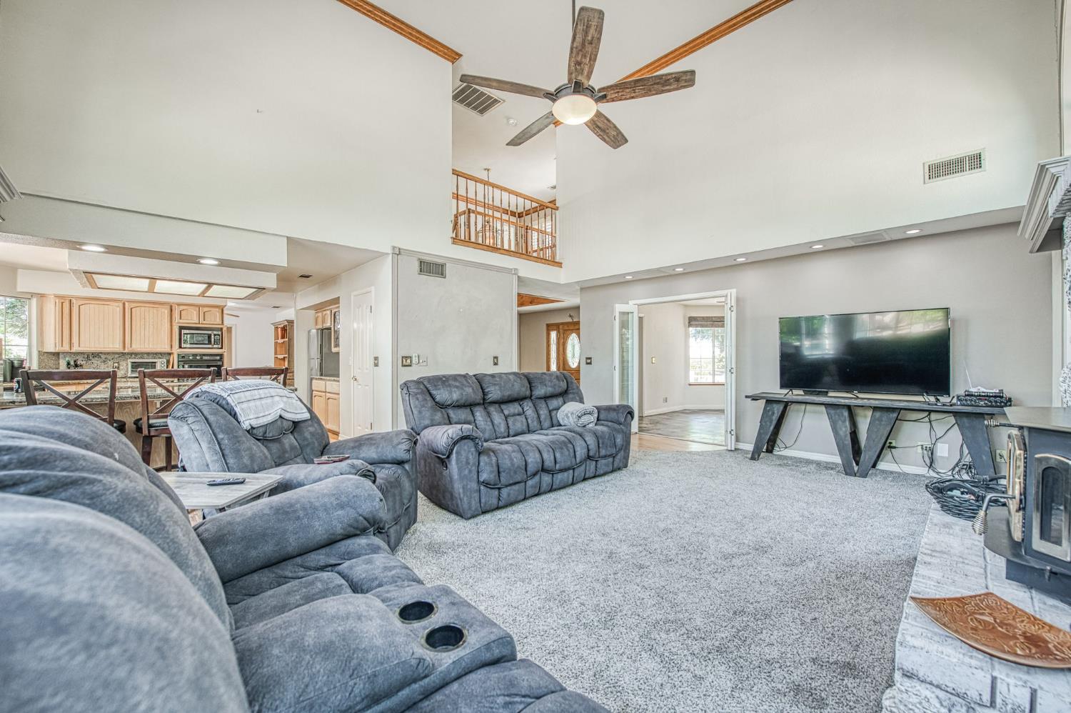 10852 S Bethel Ave, Selma, CA 93662