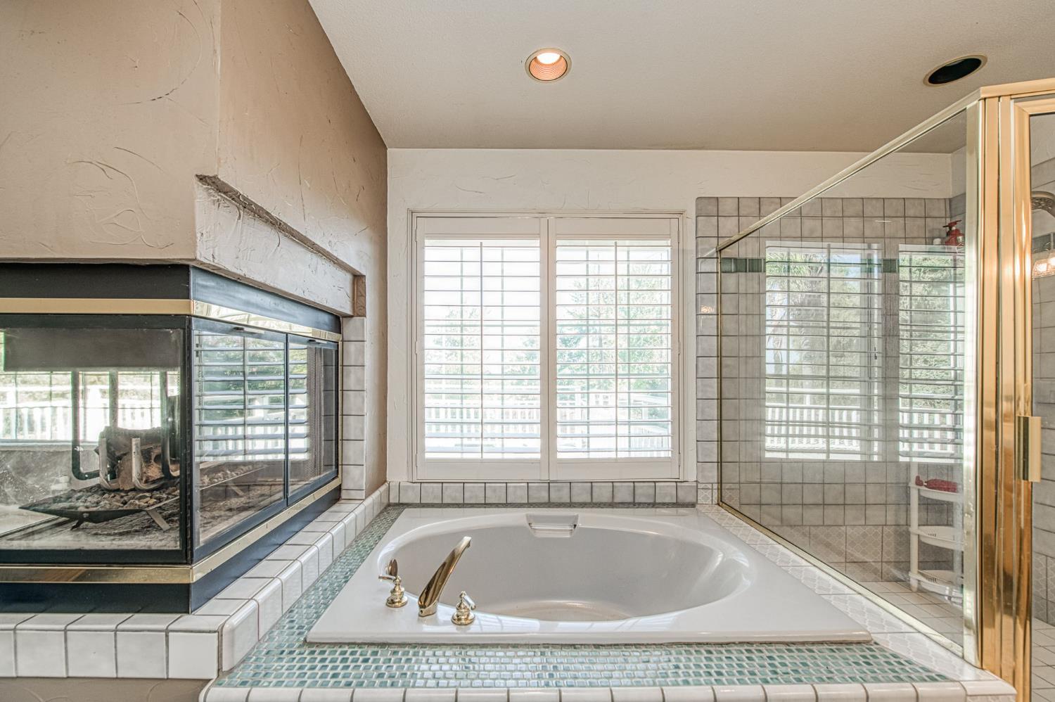 10852 S Bethel Ave, Selma, CA 93662