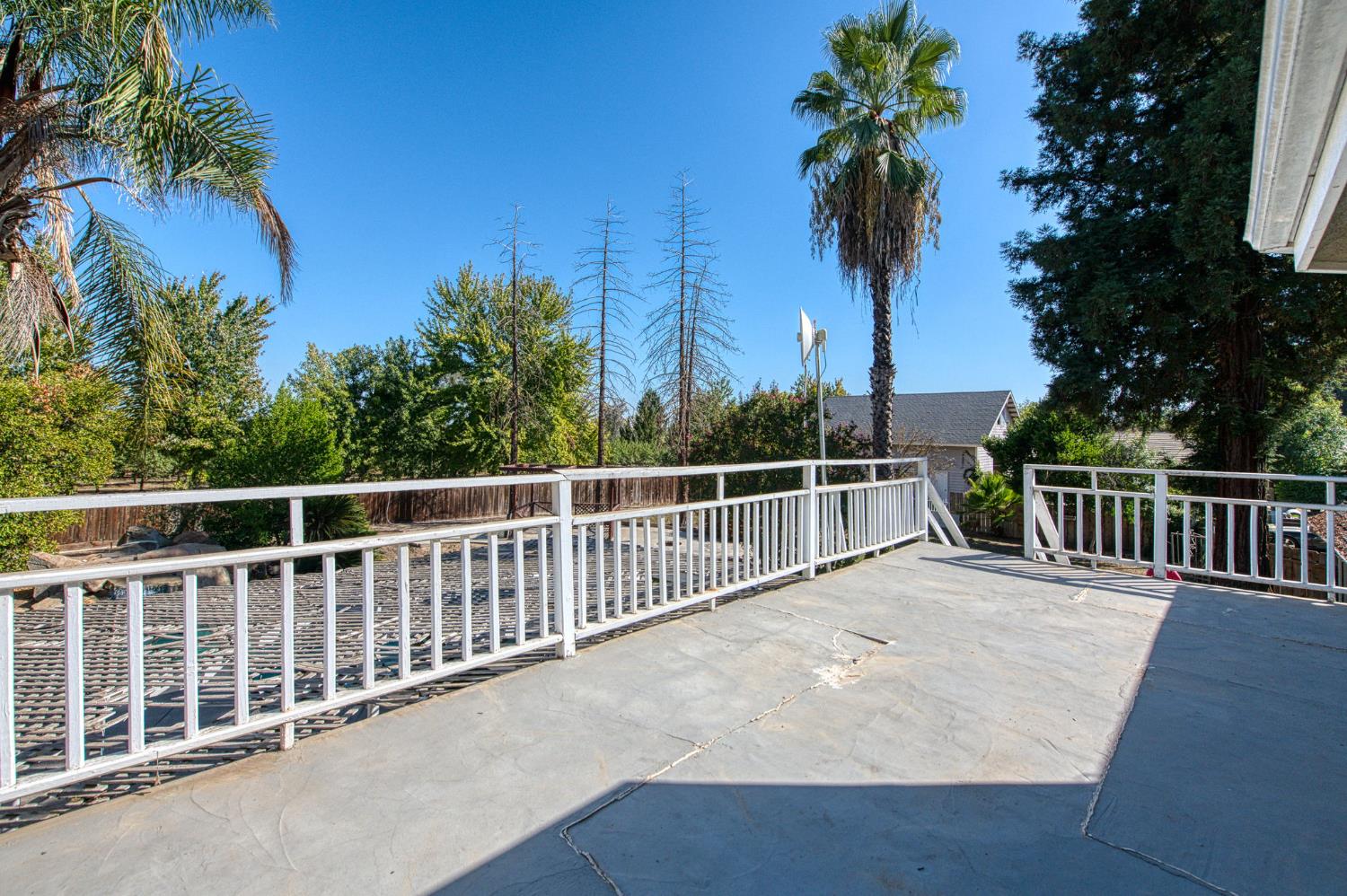 10852 S Bethel Ave, Selma, CA 93662