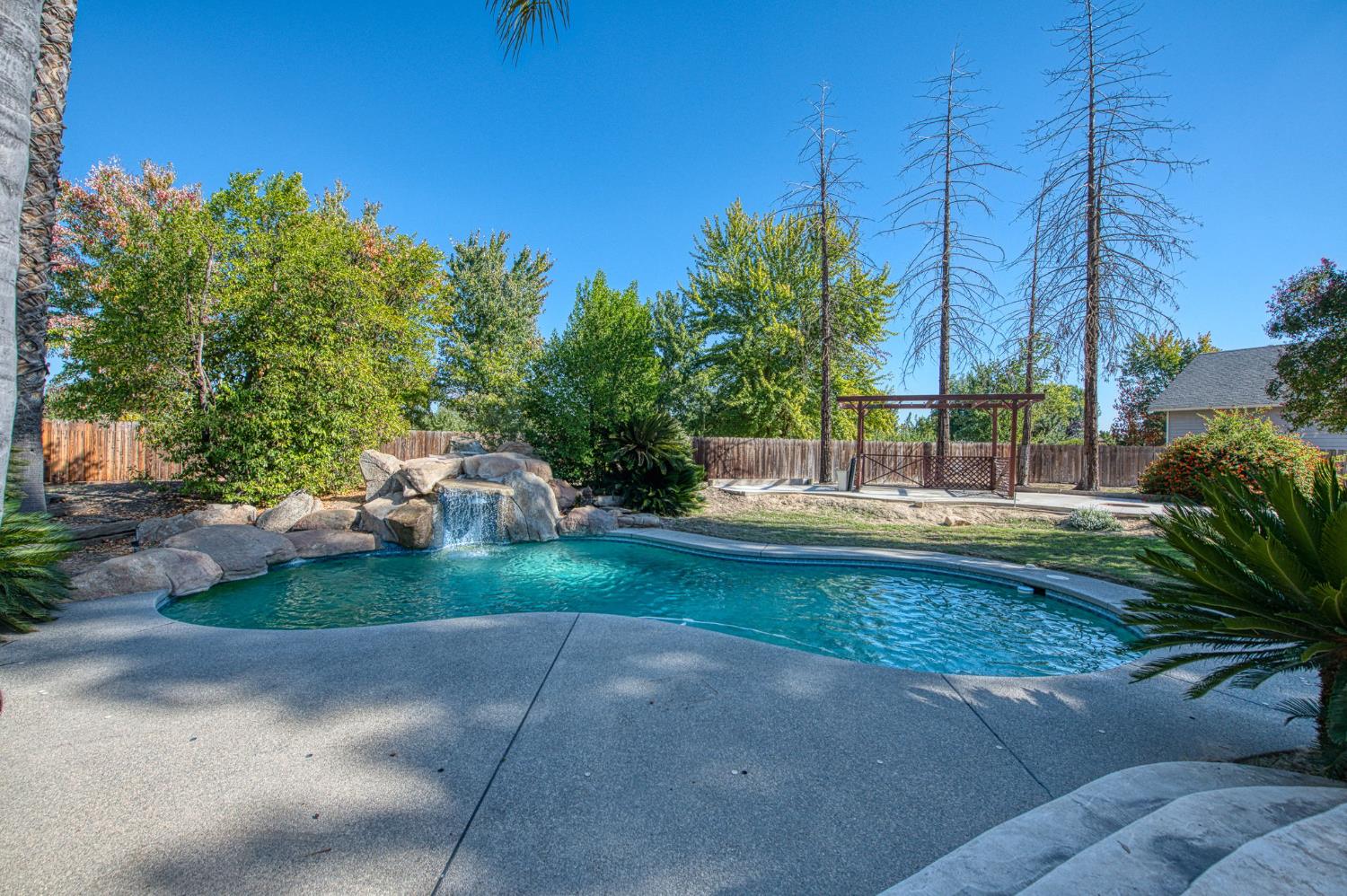 10852 S Bethel Ave, Selma, CA 93662