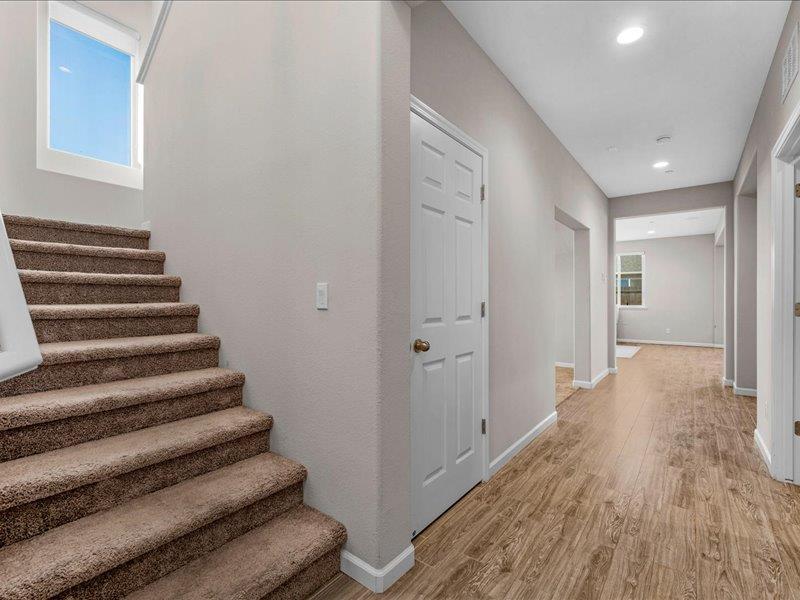 6646 W Beechwood Ave W, Fresno, CA 93722