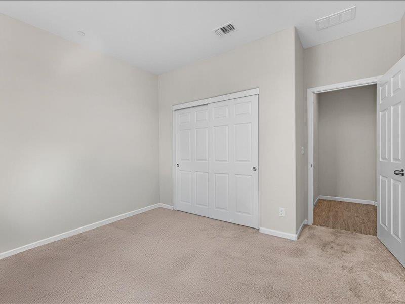 6646 W Beechwood Ave W, Fresno, CA 93722