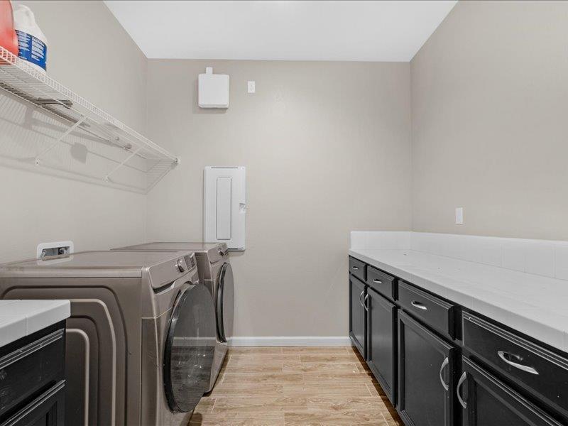 6646 W Beechwood Ave W, Fresno, CA 93722