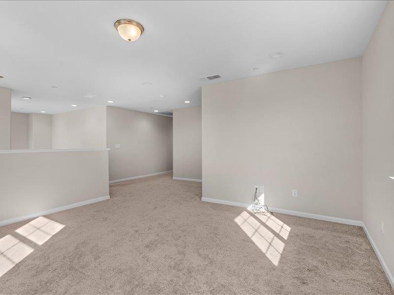 6646 W Beechwood Ave W, Fresno, CA 93722