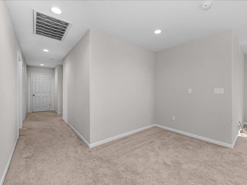 6646 W Beechwood Ave W, Fresno, CA 93722