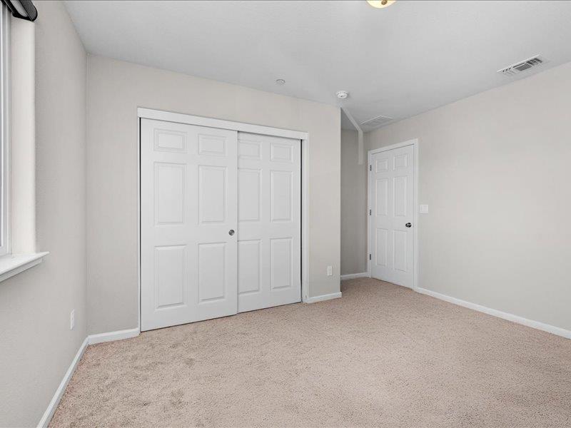 6646 W Beechwood Ave W, Fresno, CA 93722