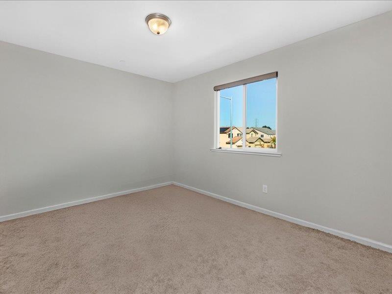 6646 W Beechwood Ave W, Fresno, CA 93722