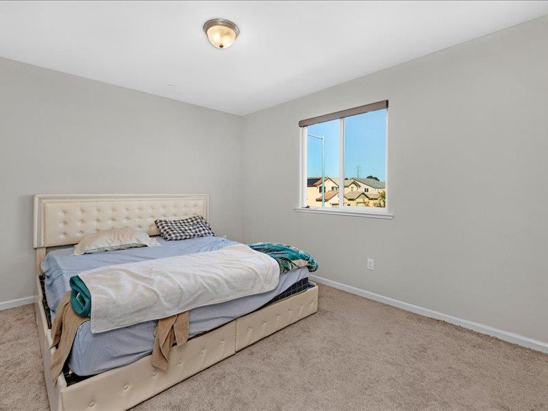 6646 W Beechwood Ave W, Fresno, CA 93722