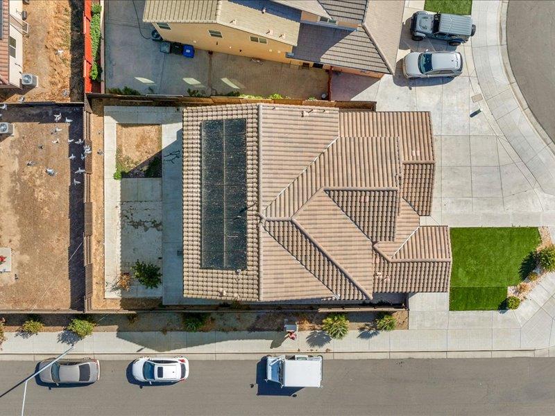 6646 W Beechwood Ave W, Fresno, CA 93722