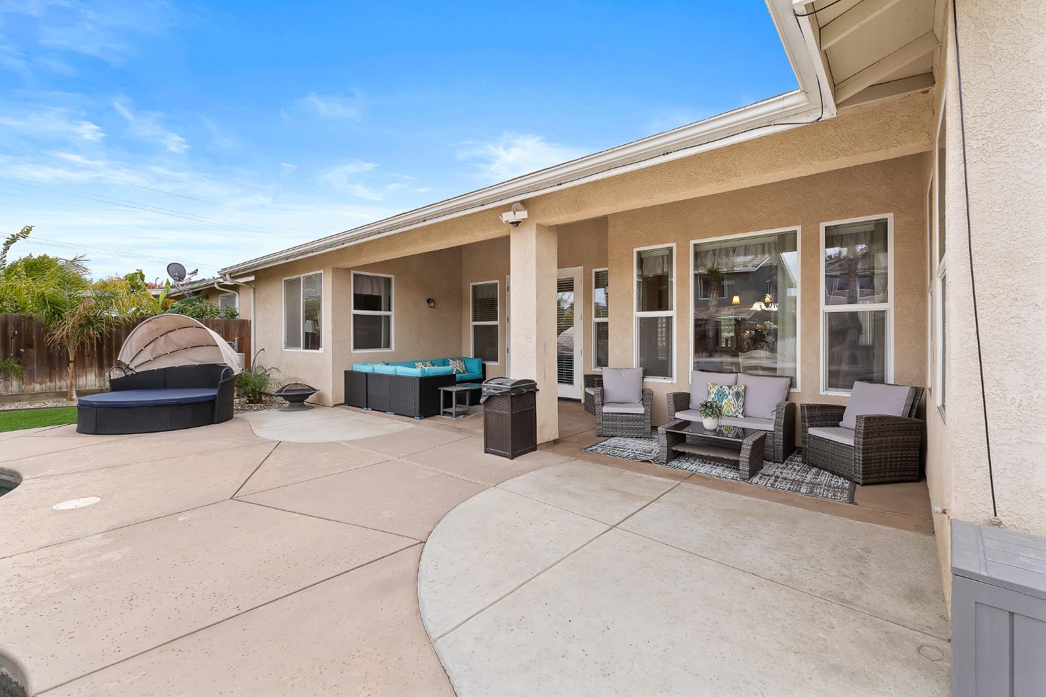 5779 E Garrett Ave, Fresno, CA 93727