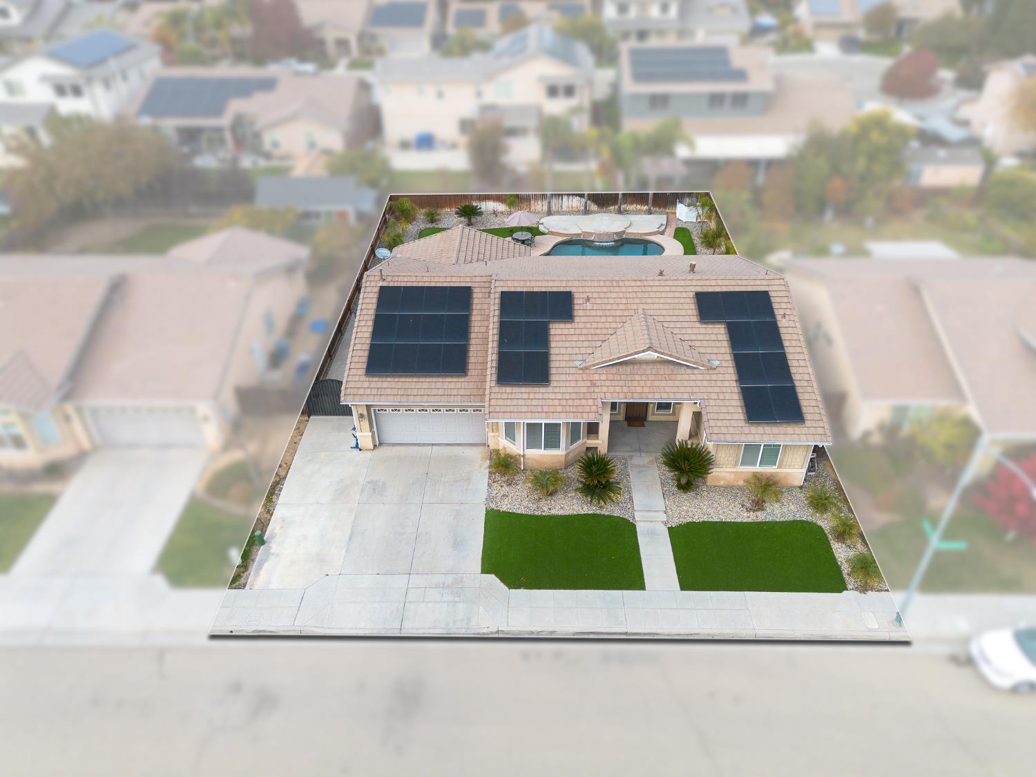 5779 E Garrett Ave, Fresno, CA 93727