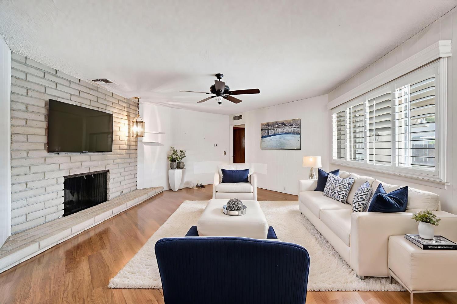 2130 N Garden Ave, Fresno, CA 93703