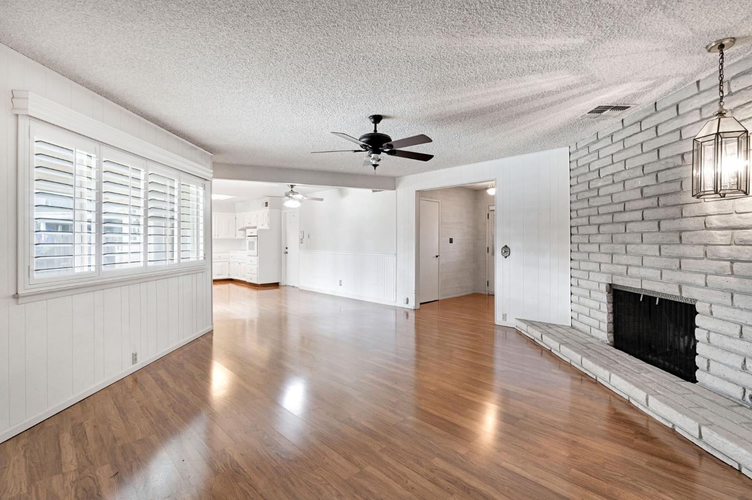 2130 N Garden Ave, Fresno, CA 93703