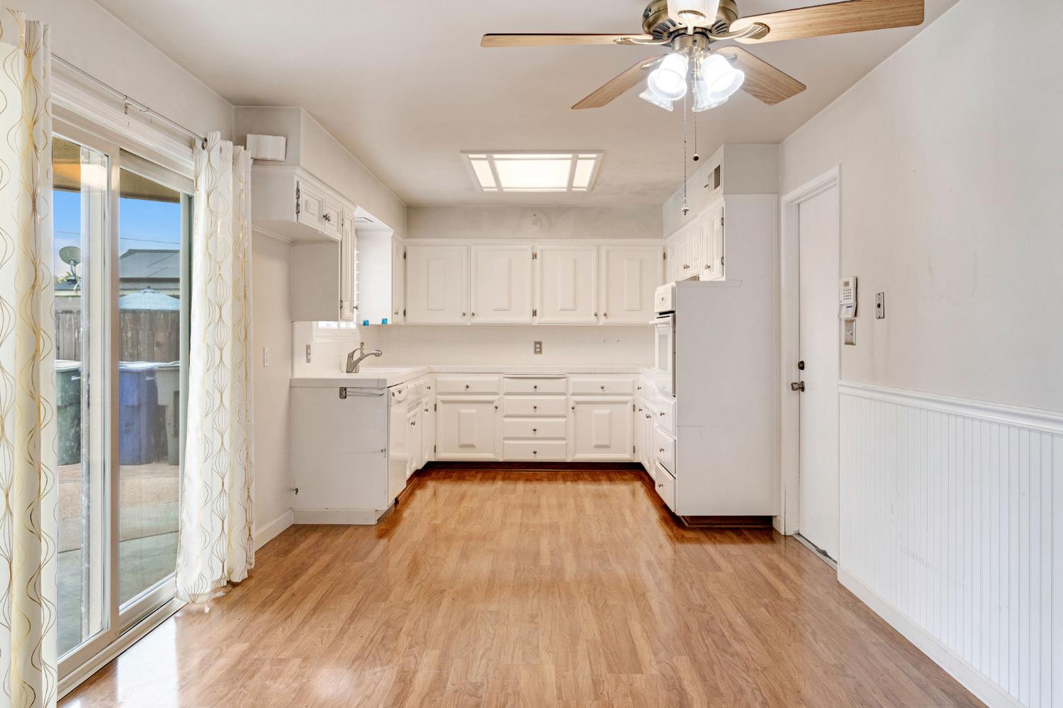 2130 N Garden Ave, Fresno, CA 93703