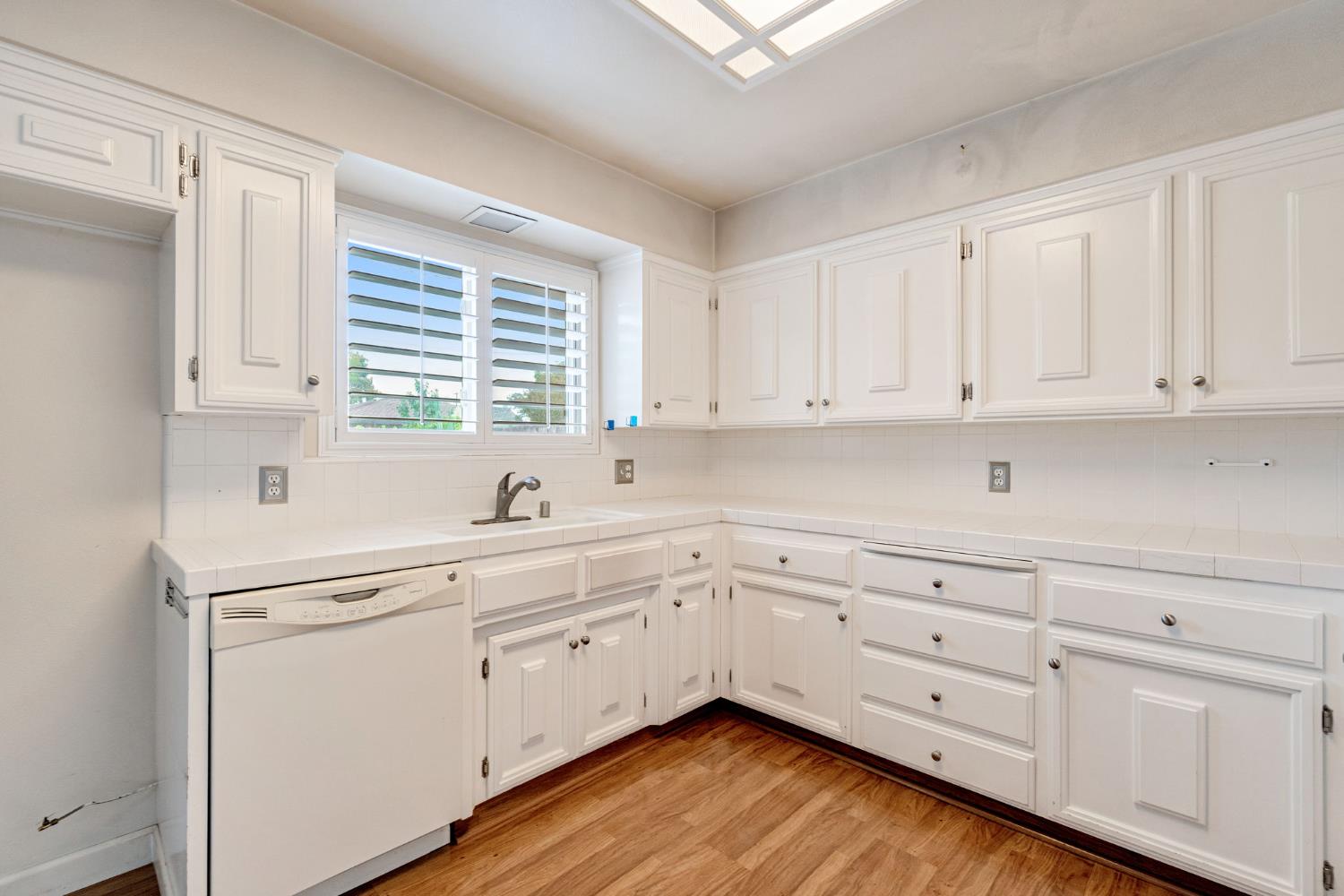 2130 N Garden Ave, Fresno, CA 93703