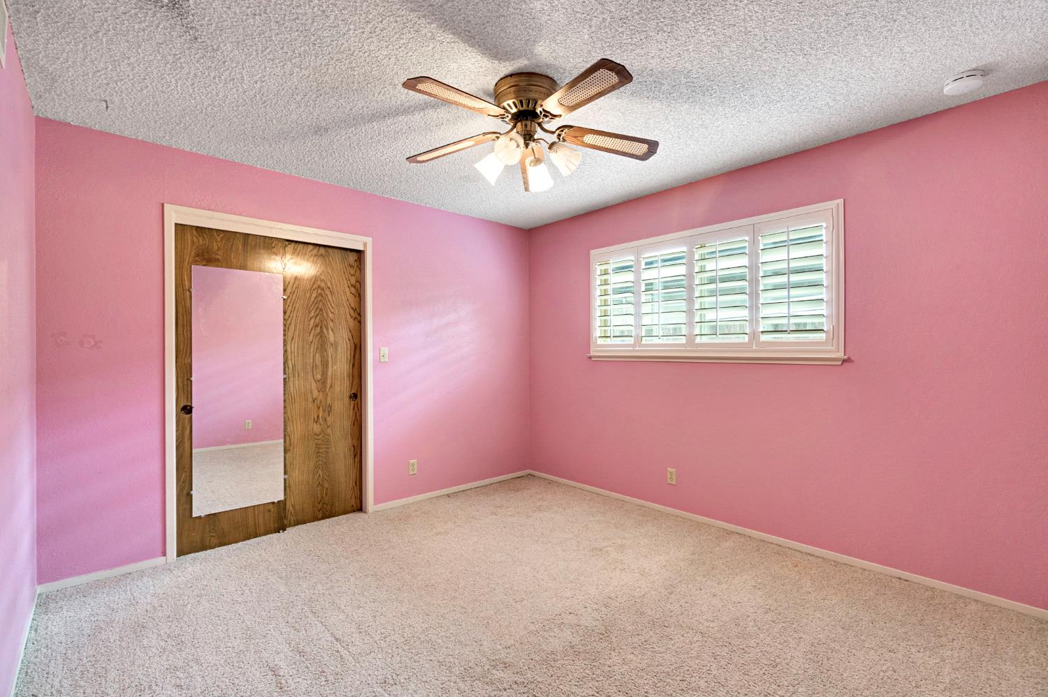 2130 N Garden Ave, Fresno, CA 93703