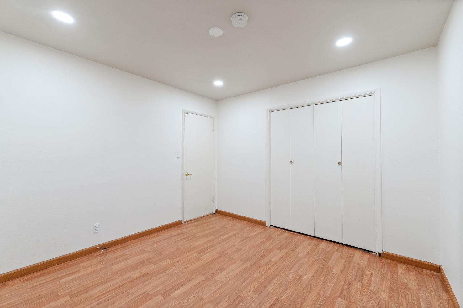 6594 N Fresno St, Fresno, CA 93710