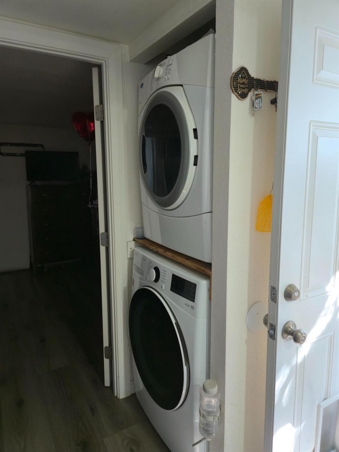 1284 Elizabeth St #80, Coalinga, CA 93210