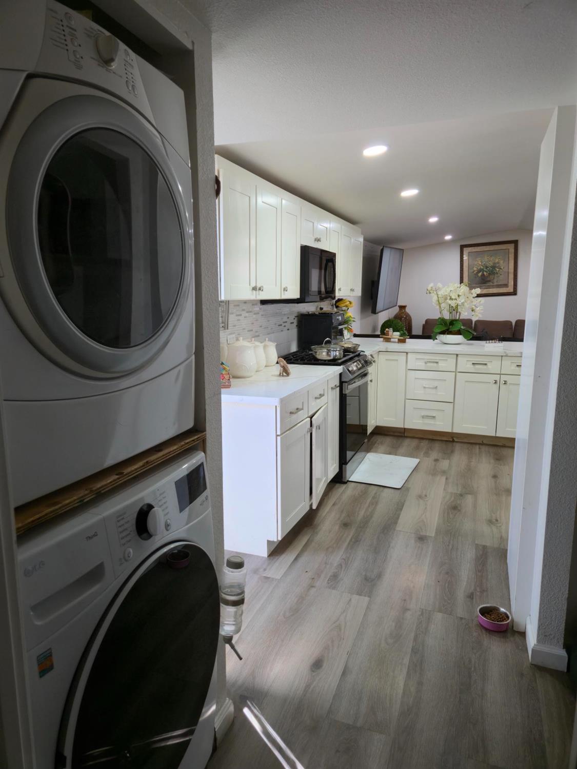 1284 Elizabeth St #80, Coalinga, CA 93210