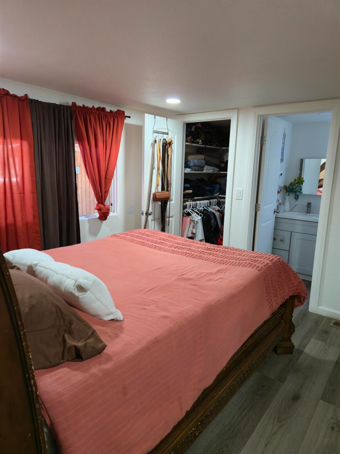 1284 Elizabeth St #80, Coalinga, CA 93210