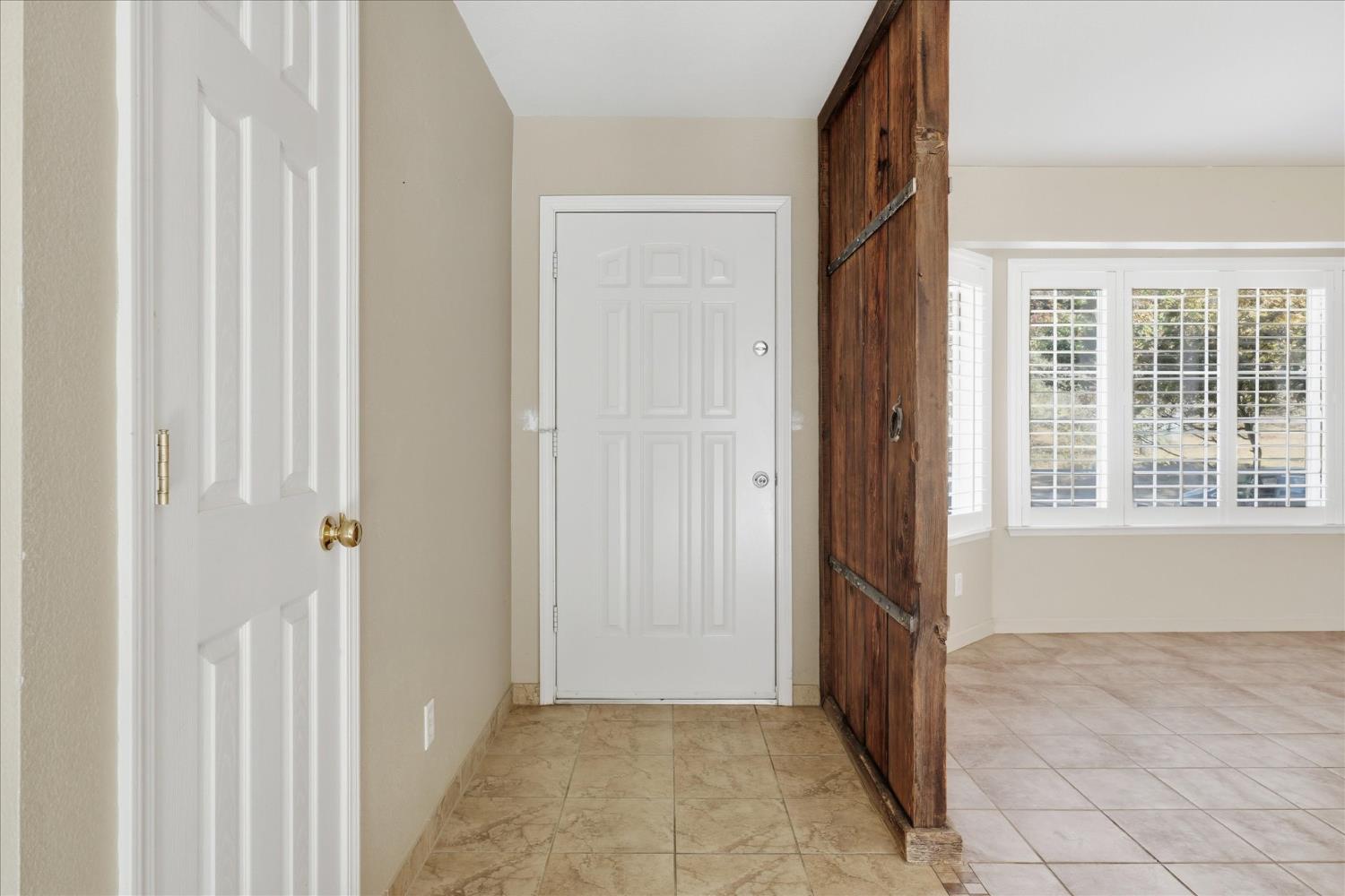 43468 Crystal Cave Cir, Coarsegold, CA 93614