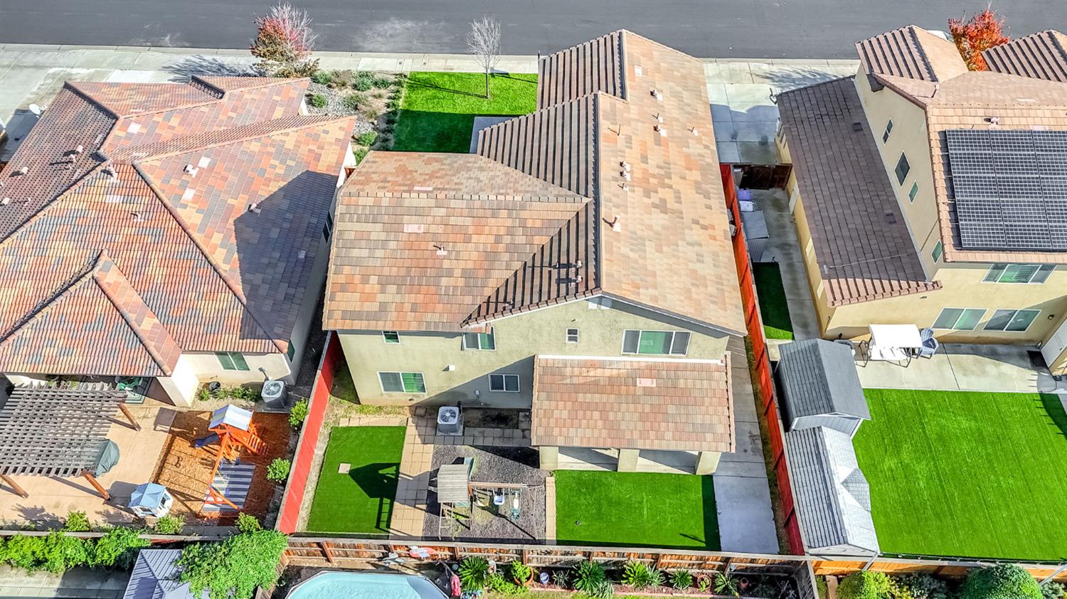 1776 Whiteash Ave, Clovis, CA 93619