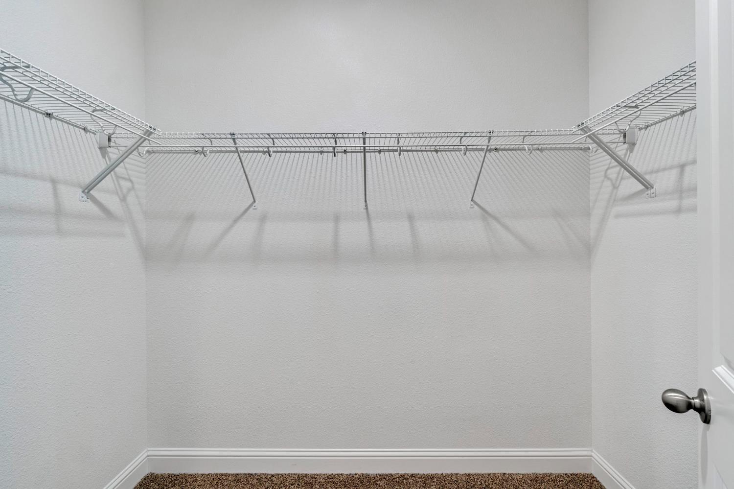 1776 Whiteash Ave, Clovis, CA 93619