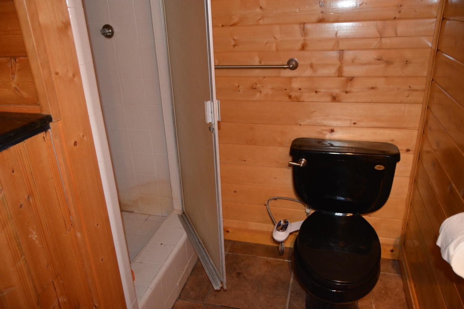 39656 Red Bud, Bass Lake, CA 93604