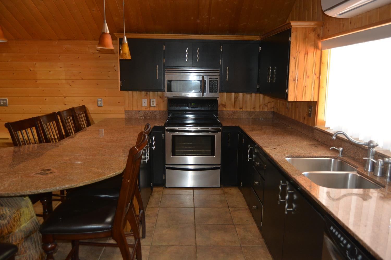 39656 Red Bud, Bass Lake, CA 93604