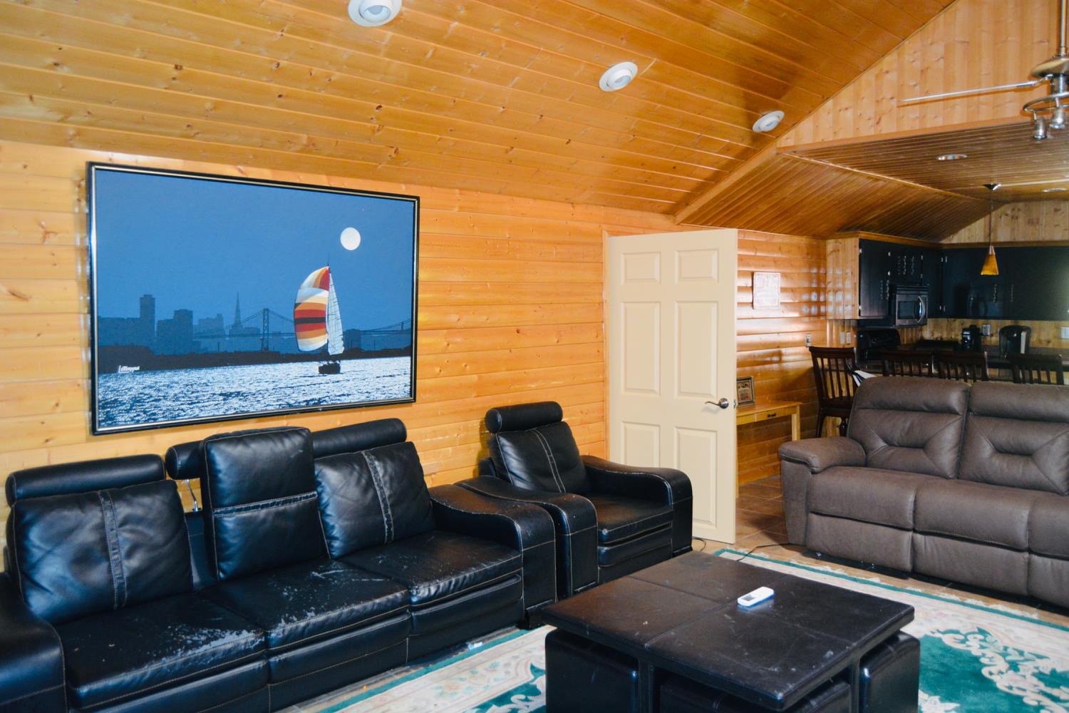 39656 Red Bud, Bass Lake, CA 93604