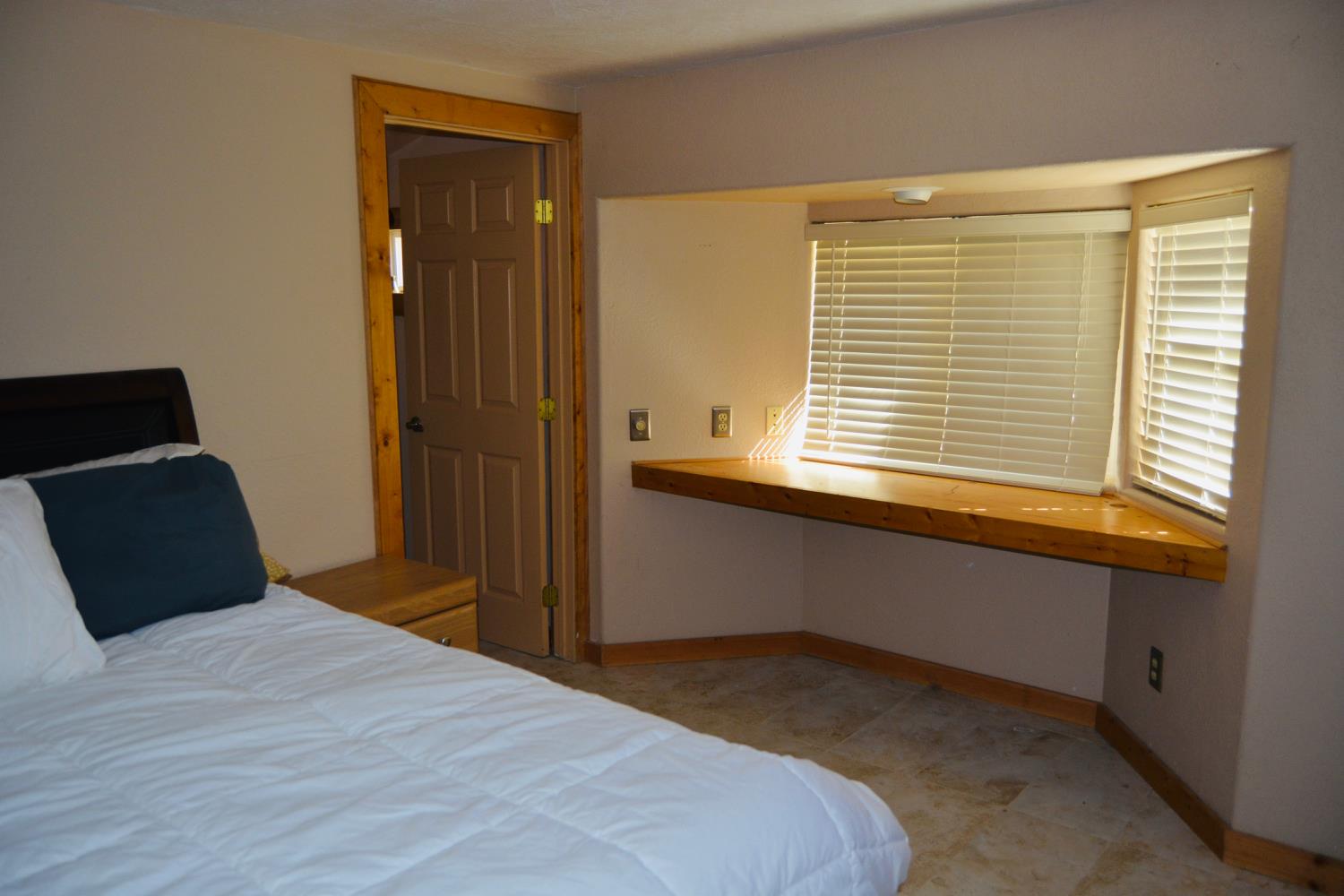 39656 Red Bud, Bass Lake, CA 93604