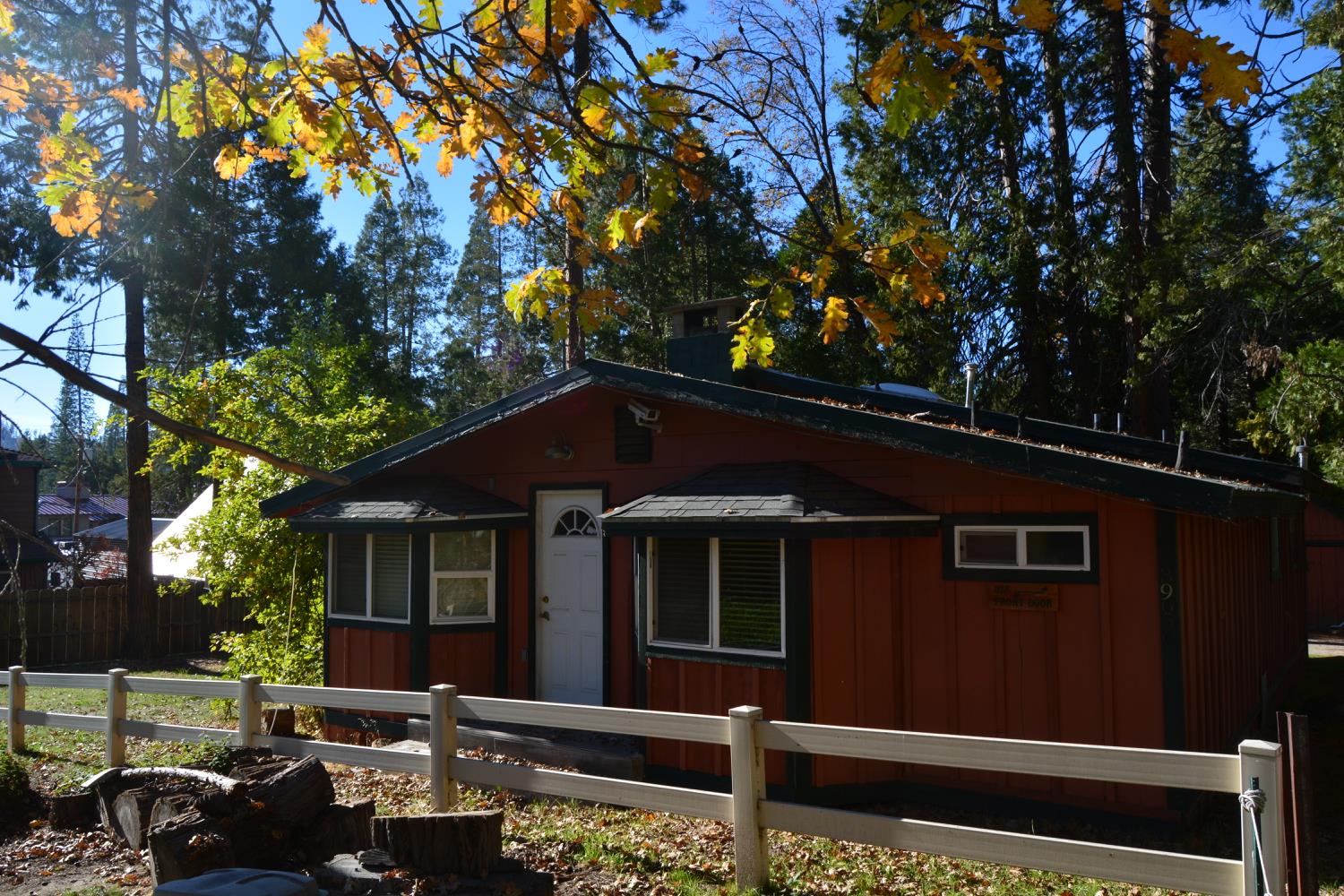 39656 Red Bud, Bass Lake, CA 93604