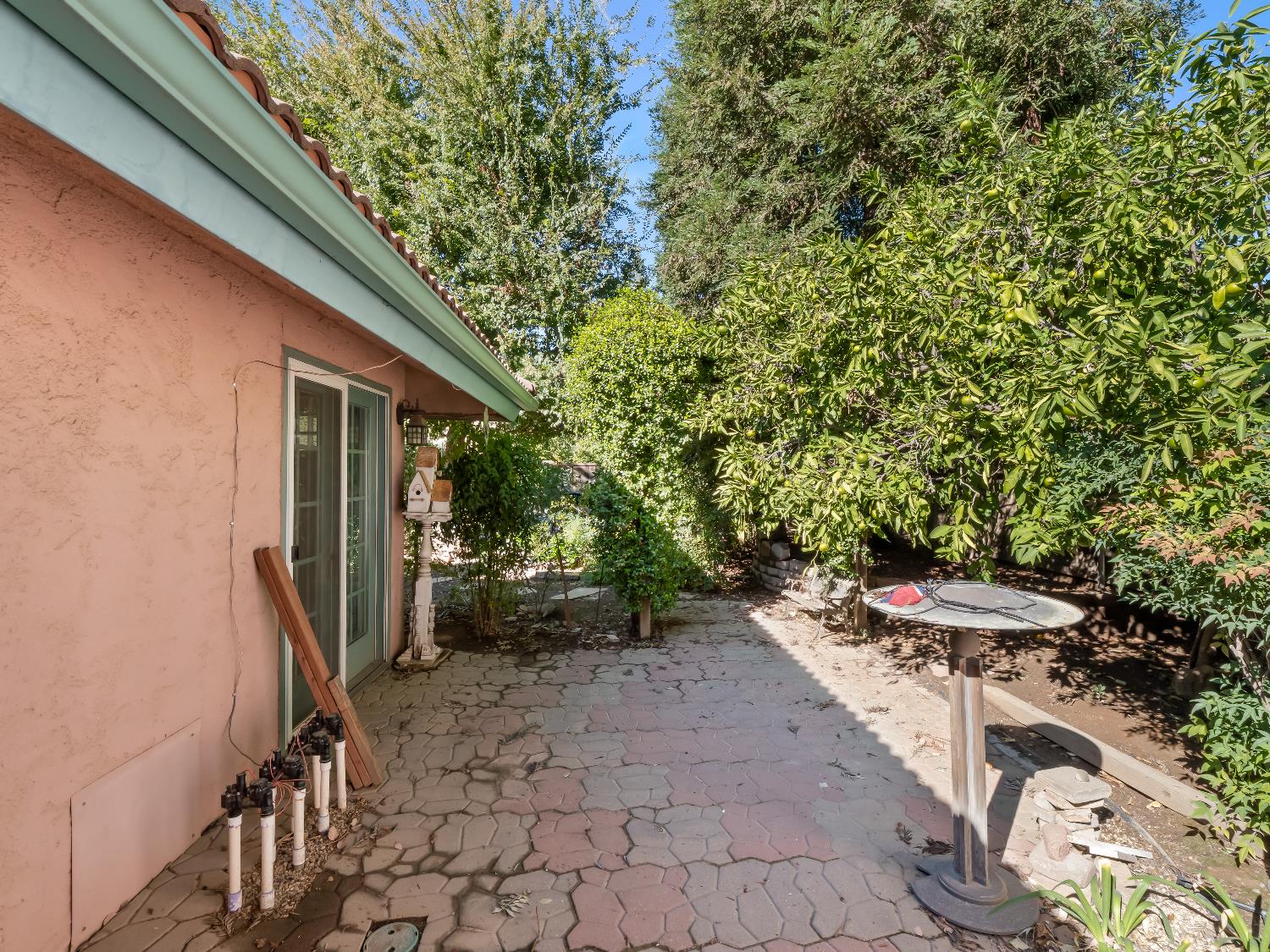 7258 N Pacific, Fresno, CA 93711