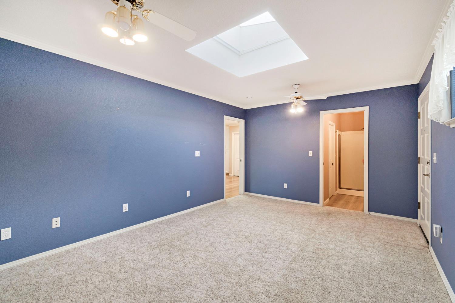 2020 Short Dr, Hanford, CA 93230