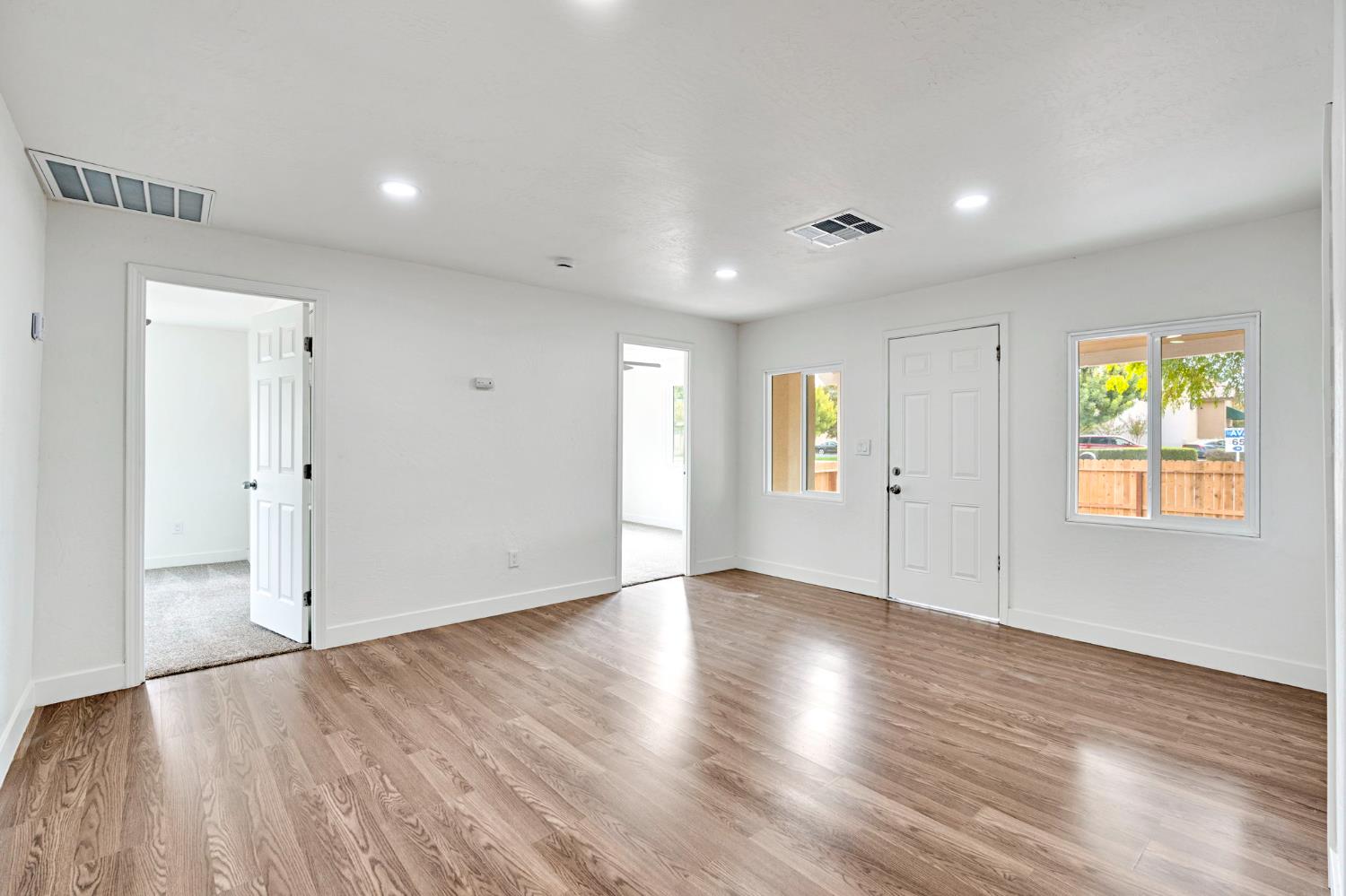 1419 E Yosemite Ave, Madera, CA 93638