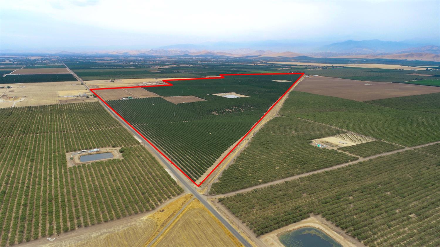 265 Acres Road 240, Ducor, CA 93218