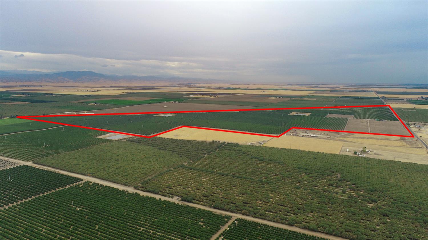 265 Acres Road 240, Ducor, CA 93218