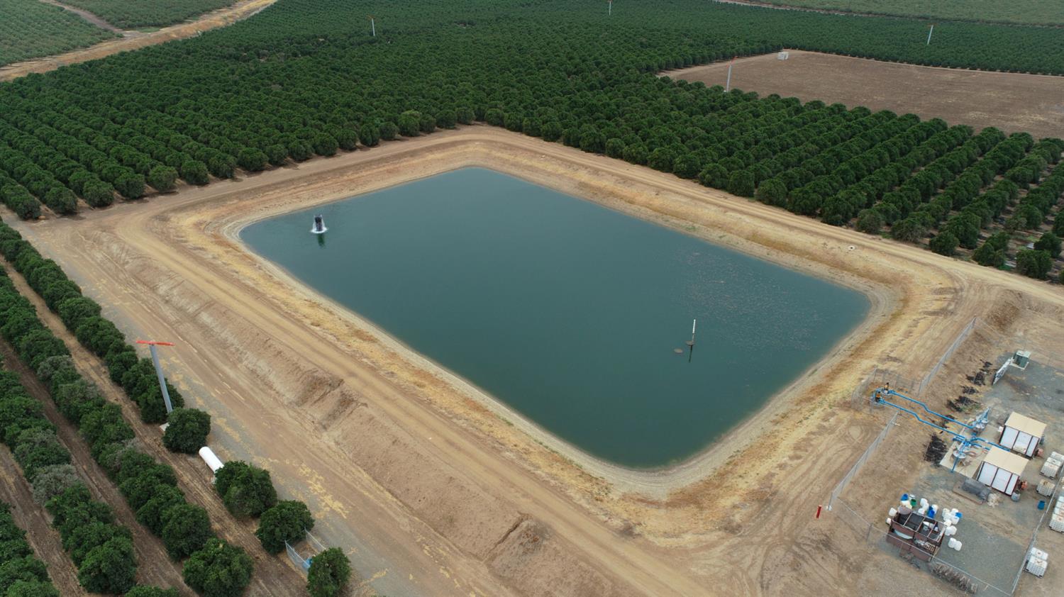 265 Acres Road 240, Ducor, CA 93218