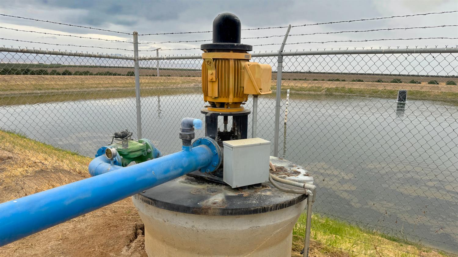 265 Acres Road 240, Ducor, CA 93218