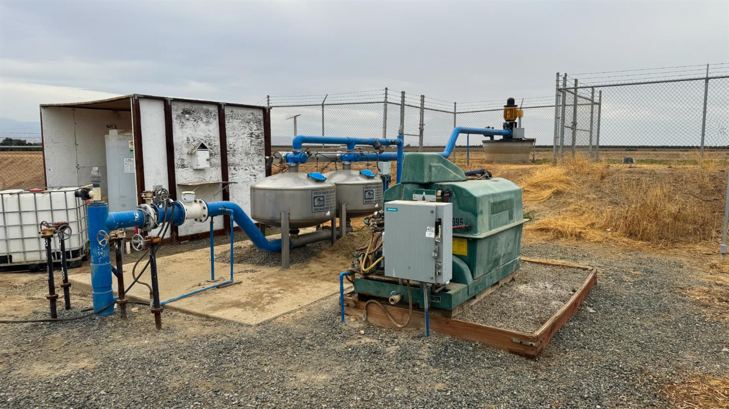 265 Acres Road 240, Ducor, CA 93218