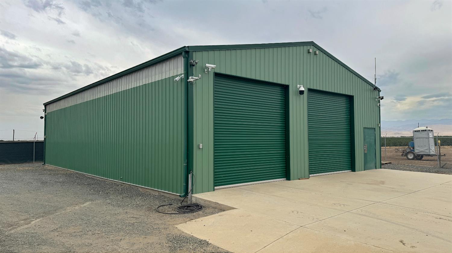 265 Acres Road 240, Ducor, CA 93218