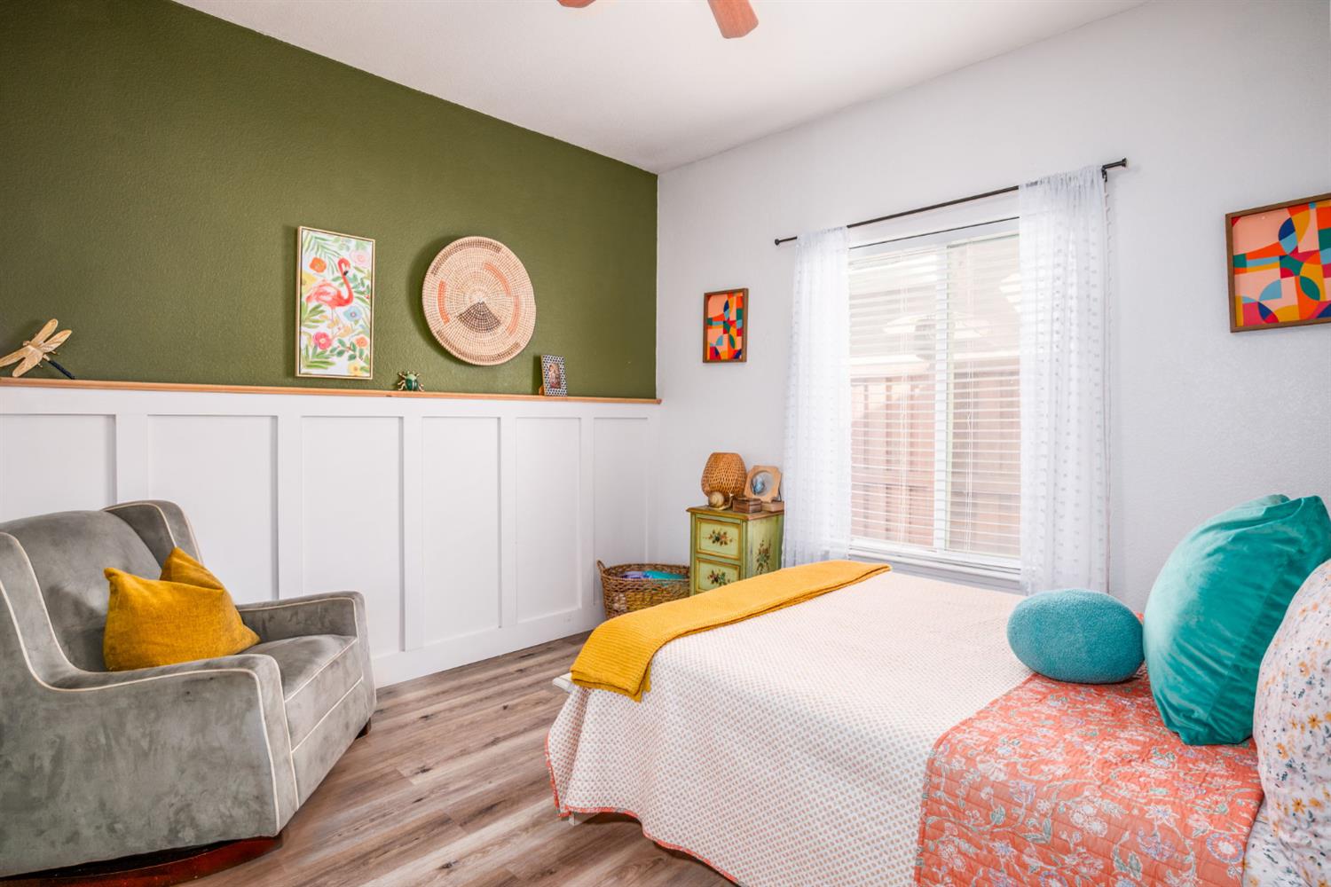 437 E Stanley Ave, Reedley, CA 93654