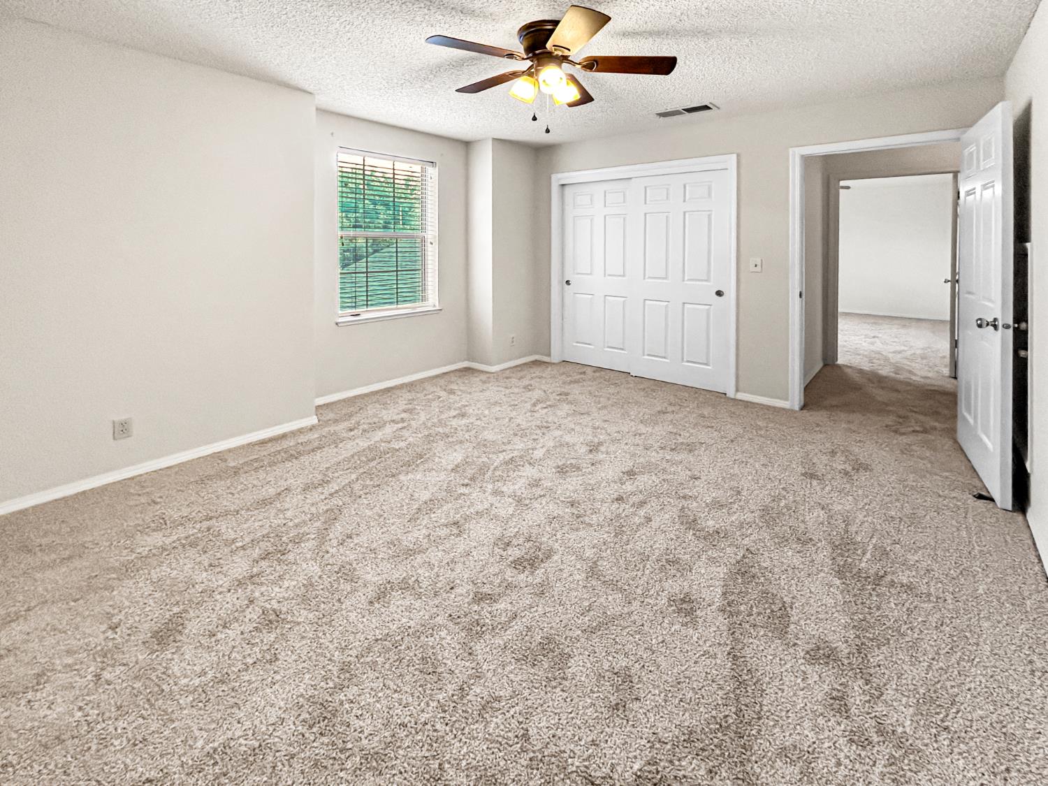 1150 E Cromwell Ave, Fresno, CA 93720