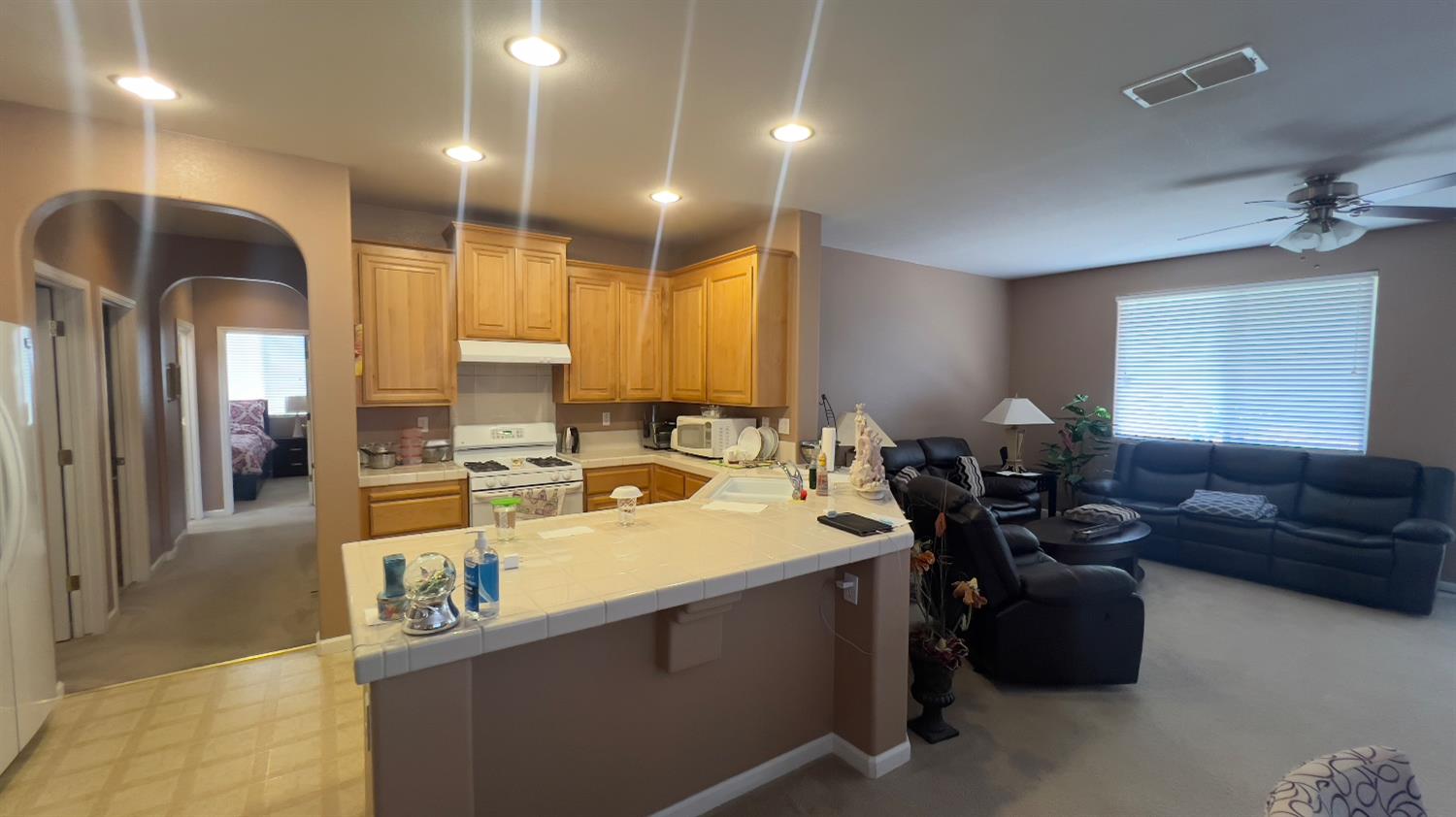 5221 E Byrd Ave, Fresno, CA 93725