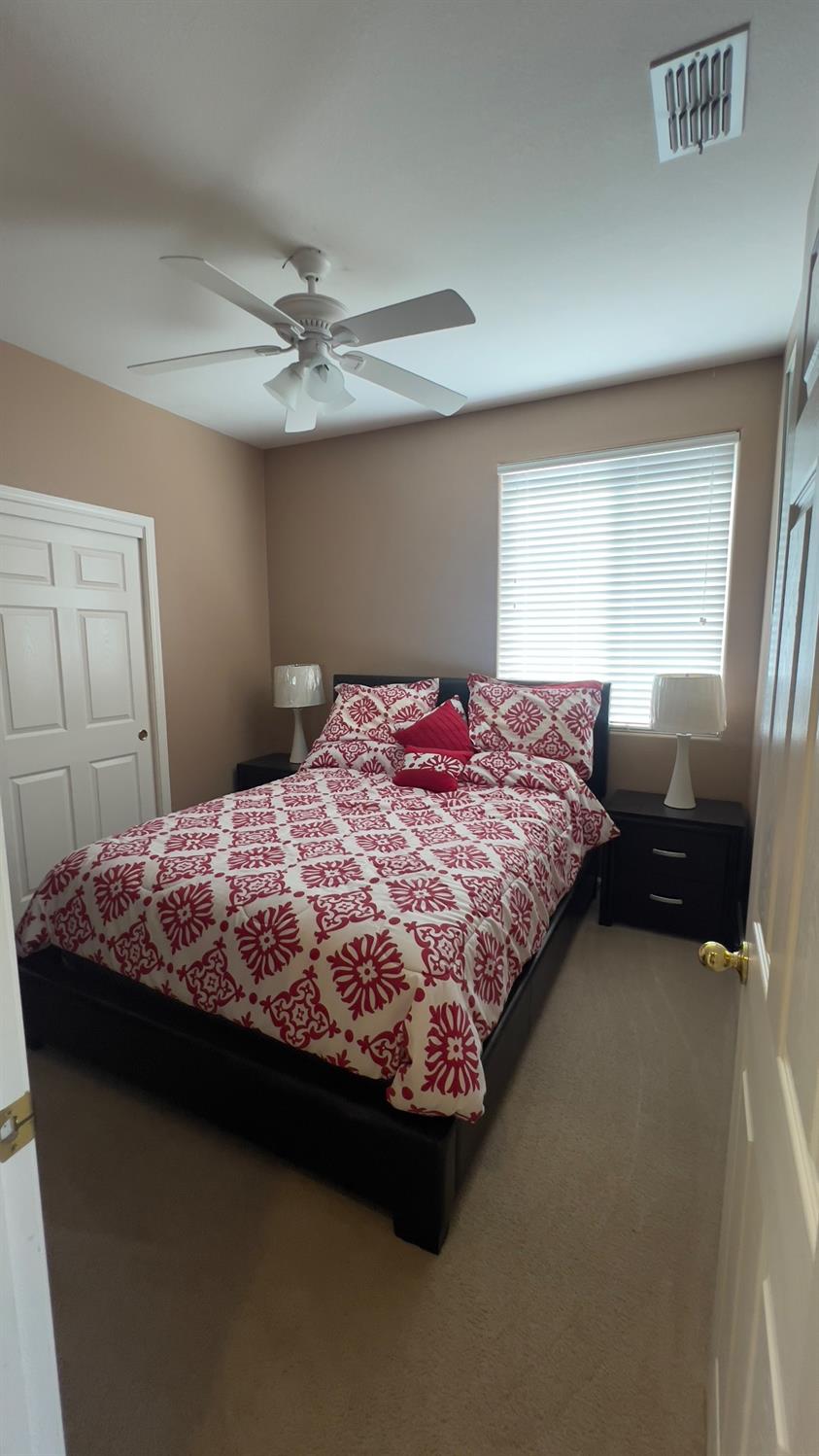 5221 E Byrd Ave, Fresno, CA 93725