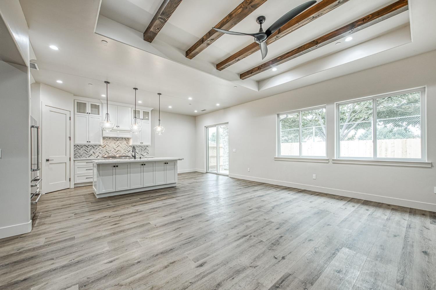 5688 W Mesa Ave, Fresno, CA 93722